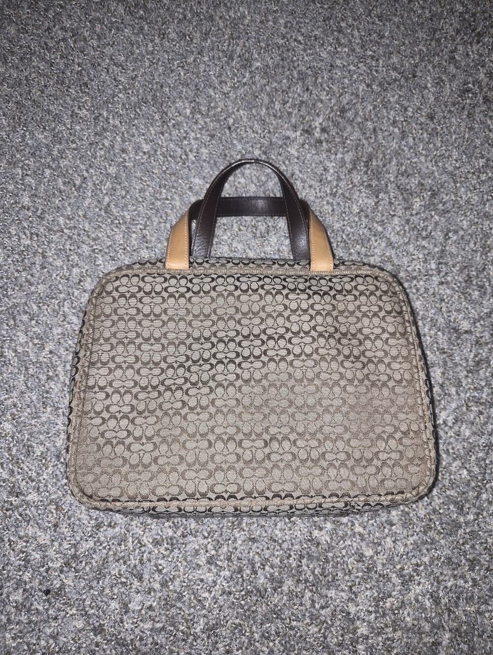 Coach Makeup Travel Bag - Picture 2 of 3
